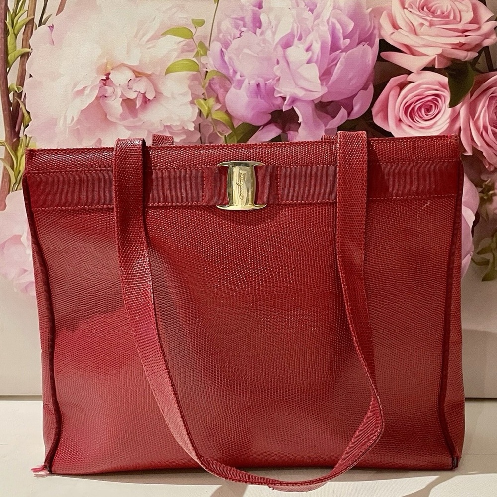 Salvatore Ferragamo Vara Bow Red Shoulder Designer Women's Bag